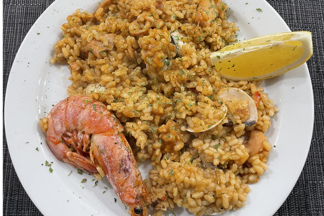 Paella a la marinera
